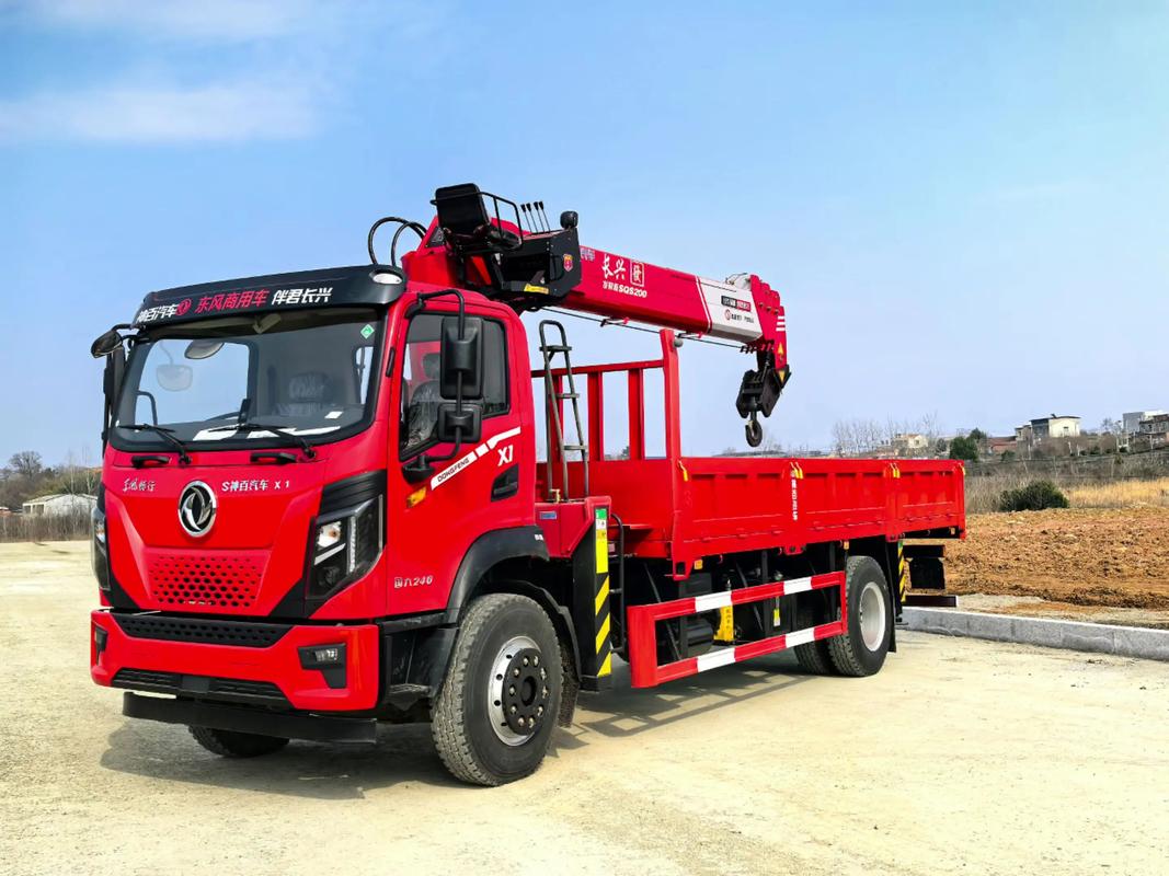 東風X1長興8噸隨車吊 高效作業新選擇，優惠活動火熱進行中